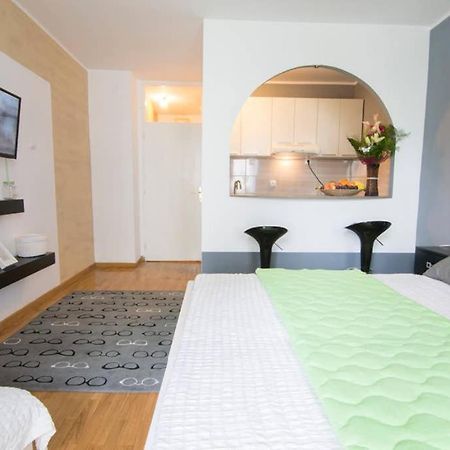 Appartamento Maxim Belgrado Esterno foto
